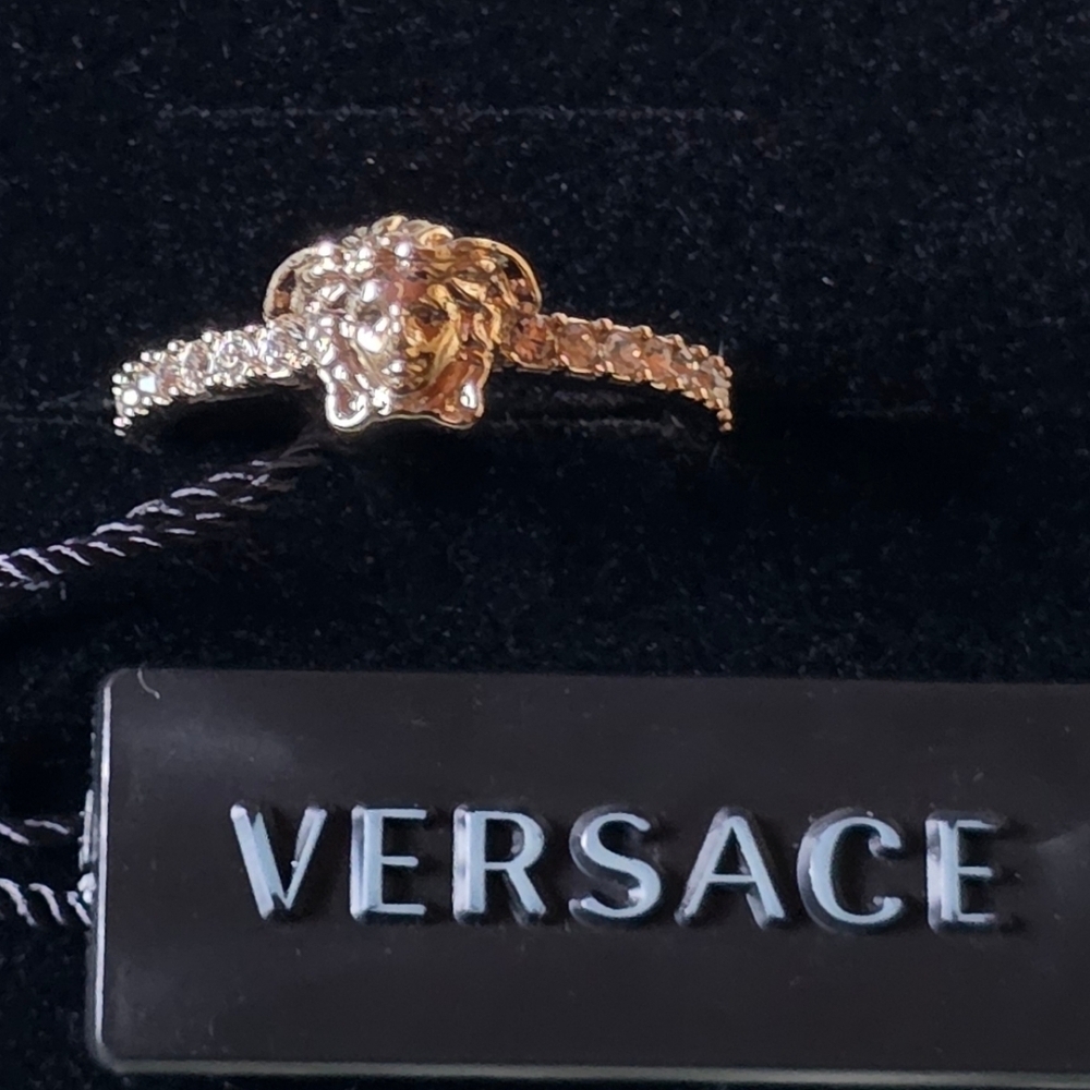 New La Medusa Crystal Ring Sz 25 (Us 11) Retails $295 Currently - Picture 3 of 8